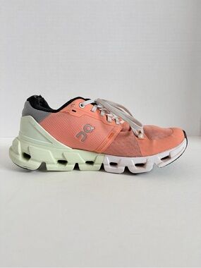 On Cloudflyer Running Shoes CloudTec Helion Sport Sneaker Green Orange Size 7.5
